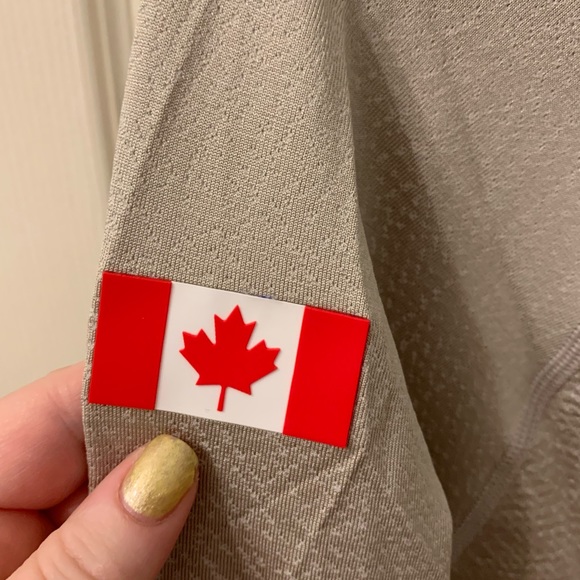 Lululemon nwts Team Canada long sleeve Swiftly tech - Picture 6 of 7